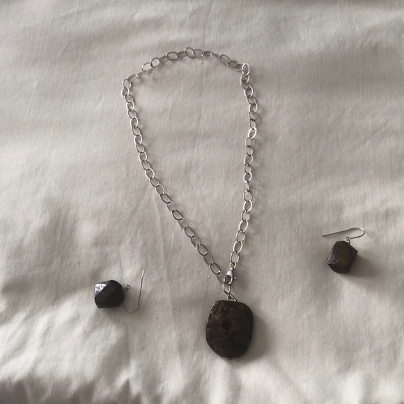 🌹5 for 30🌹Gemstone Necklace and Earrings Set - Picture 3 of 4